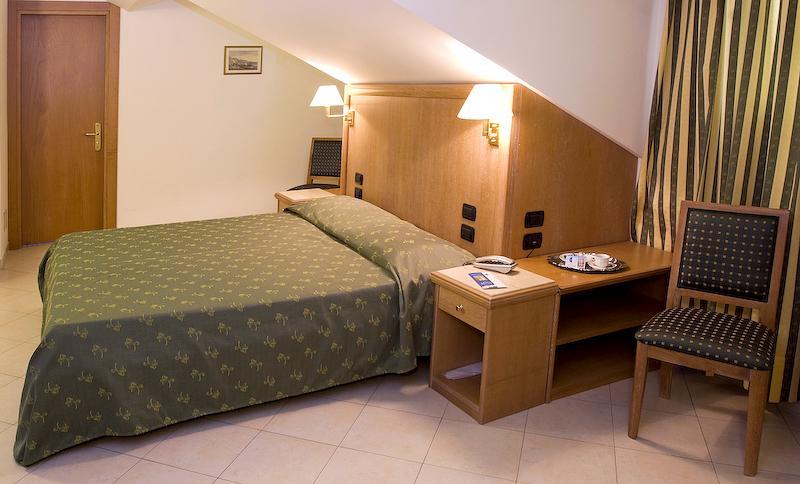 Hotel Riviera Arenzano Pokoj fotografie